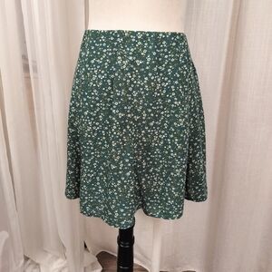 2/$30 American Eagle Green Micro Floral Mini Flouncy Skirt‎ Womens Size XL Boho
